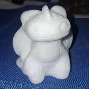 White Jade Crystal 'Toothless' Dragon Carving